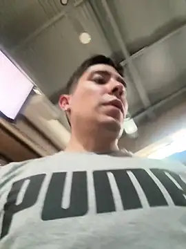 Snapshot of 9999Alez chatting on November 1, 7:29 pm 9999Alez online show from November 1, 7:29 pm