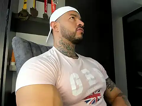 Michael Fame online show from February 21, 12:50 pm