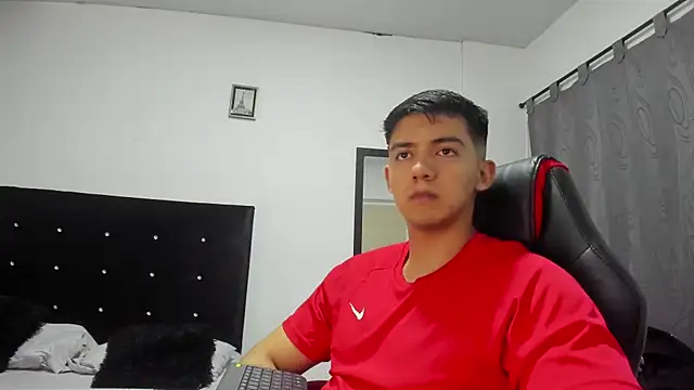 TheonXxs online show from September 13, 10:33 pm