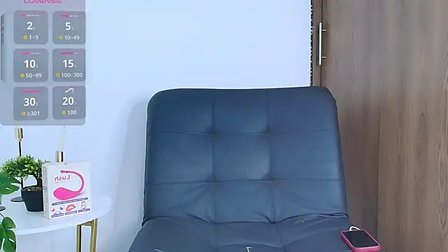 AlejandroLoouis online show from November 11, 8:36 pm