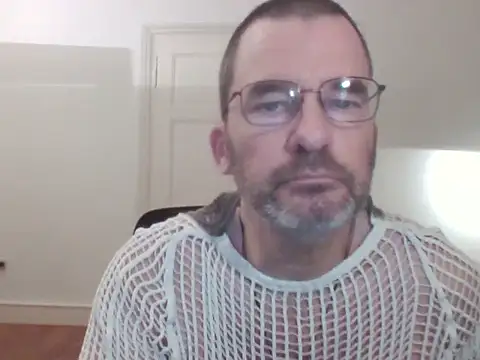 Snapshot of stallionrider88 chatting on October 18, 8:03 pm stallionrider88 online show from October 18, 8:03 pm