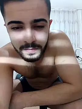 Snapshot of Ozi1910 chatting on October 15, 6:26 pm Ozi1910 online show from October 15, 6:26 pm