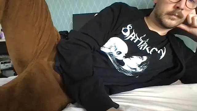 TomieSoichi online show from September 27, 4:27 pm