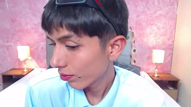 Snapshot of MAXIMILIANO__HOT chatting on September 11, 6:51 pm MAXIMILIANO HOT online show from September 11, 6:51 pm