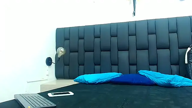 daniel evans69 online show from November 18, 12:20 pm