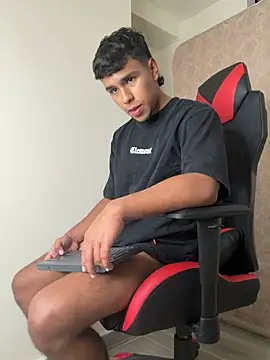 CHR58  online show from April 29, 2:38 am