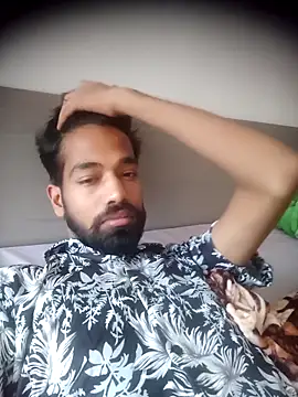 Snapshot of priyansh78584 chatting on October 11, 4:16 am priyansh78584 online show from October 11, 4:16 am