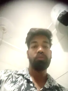 Snapshot of priyansh78584 chatting on October 7, 12:37 am priyansh78584 online show from October 7, 12:37 am