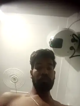Snapshot of priyansh78584 chatting on October 12, 5:23 am priyansh78584 online show from October 12, 5:23 am