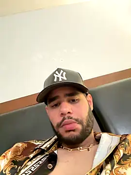 Diamantenegrocubano online show from September 16, 2:18 pm