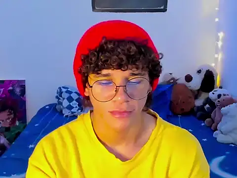 Tom Blues online show from March 10, 3:34 am