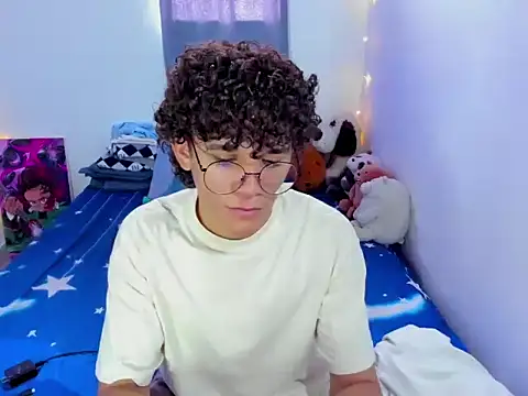 Tom Blues online show from March 12, 9:22 pm