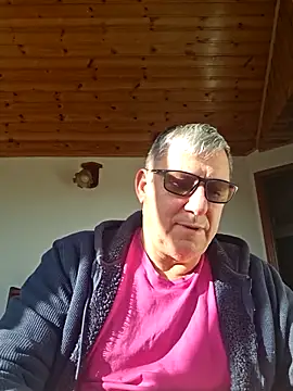 Snapshot of Martintxu1959 chatting on September 16, 12:28 pm Martintxu1959 online show from September 16, 12:28 pm