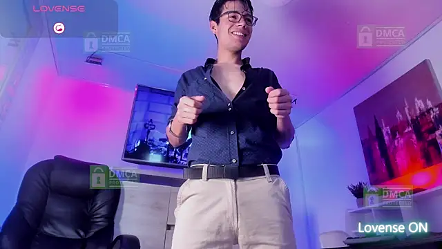 Snapshot of Briam_Hornet_ chatting on September 23, 9:14 pm Briam Hornet online show from September 23, 9:14 pm