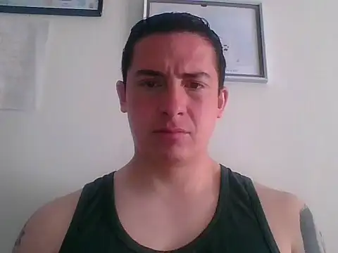 Snapshot of mickseb89 chatting on September 22, 2:38 pm mickseb89 online show from September 22, 2:38 pm