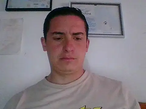 Snapshot of mickseb89 chatting on September 18, 4:31 pm mickseb89 online show from September 18, 4:31 pm