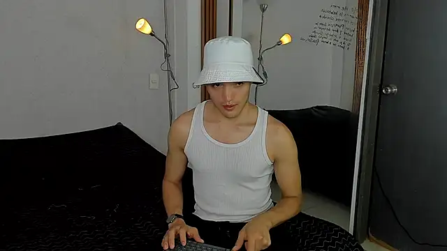 Snapshot of Jacksonflorez chatting on September 22, 6:40 pm Jacksonflorez online show from September 22, 6:40 pm