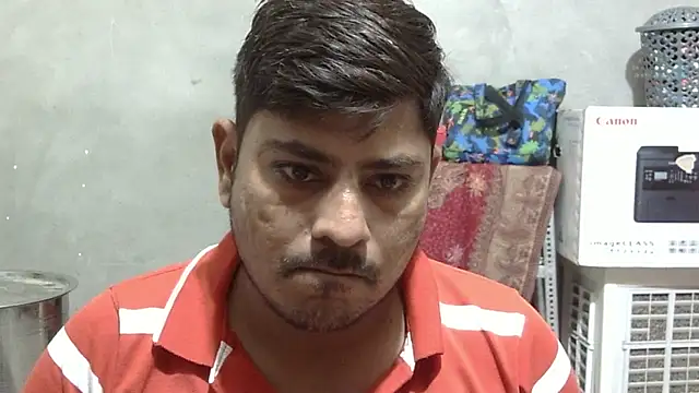 Ajmersingh335512 online show from May 11, 1:02 pm