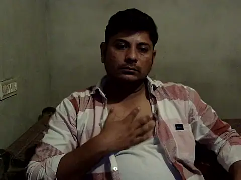 Snapshot of Ajmersingh335512 chatting on October 15, 3:08 pm Ajmersingh335512 online show from October 15, 3:08 pm