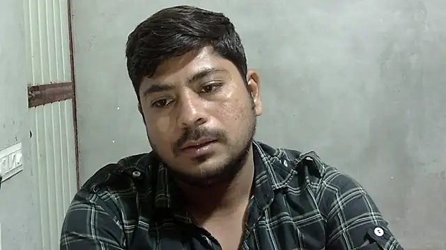 Ajmersingh335512 online show from April 22, 4:01 pm