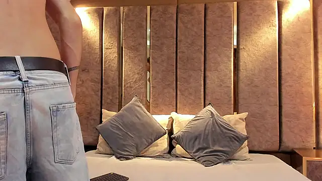 NikoStone  online show from November 29, 4:14 am