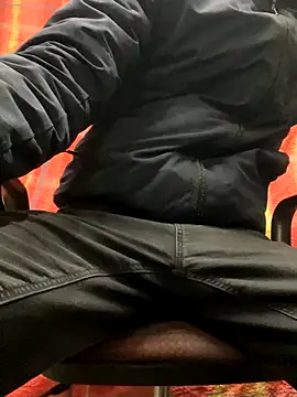 bmwe71 online show from January 7, 2:33 pm