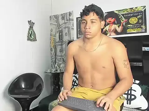 Big Femboy02 online show from September 17, 2:07 pm