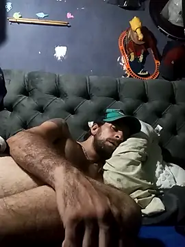 hairy mannn online show from December 14, 7:54 pm