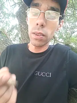 Dedede32 online show from November 3, 7:48 pm