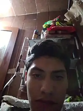 aispuro8505 online show from April 24, 6:49 am