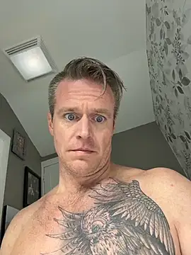 DILFiGuess11 online show from April 26, 9:39 am