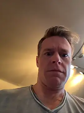 DILFiGuess11 online show from February 2, 8:17 pm