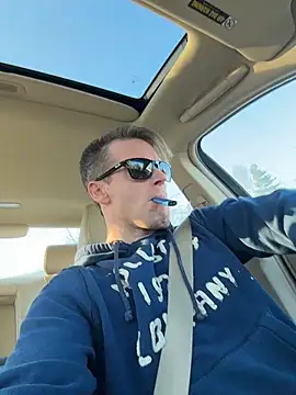 DILFiGuess11 online show from February 13, 1:38 pm