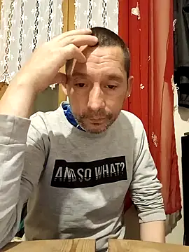 Snapshot of frederic198 chatting on October 9, 7:19 pm frederic198 online show from October 9, 7:19 pm