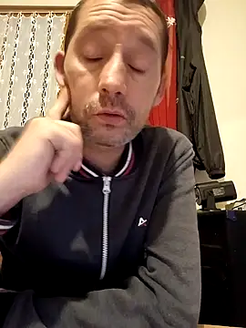 Snapshot of frederic198 chatting on September 24, 8:29 pm frederic198 online show from September 24, 8:29 pm