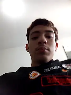 handsome white x online show from September 13, 6:31 pm