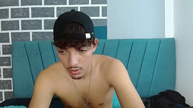 Snapshot of Jake_laraxxx chatting on September 18, 6:10 pm Jake laraxxx online show from September 18, 6:10 pm