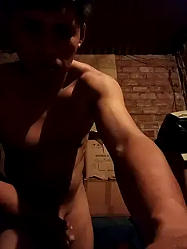 Gustavo1135e online show from April 9, 3:15 am