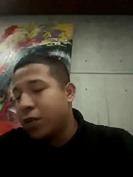 Snapshot of Gonzale3zz_0003 chatting on October 13, 6:08 am Gonzale3zz 0003 online show from October 13, 6:08 am