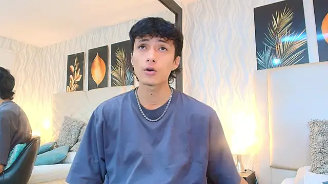 Lean Portman online show from April 25, 2:36 pm