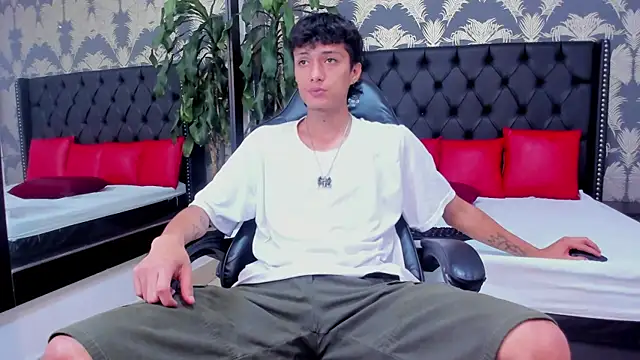 Lean Portman online show from April 22, 2:55 pm