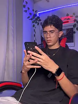 rickyvalentino online show from September 19, 2:45 am