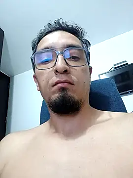 Snapshot of eduardohot15_80 chatting on September 15, 8:48 am eduardohot15 80 online show from September 15, 8:48 am
