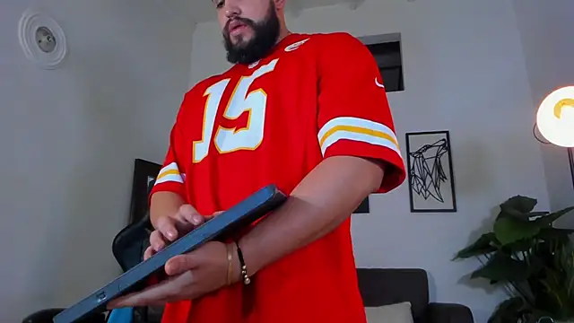 Justin kingX7 online show from April 27, 5:04 am