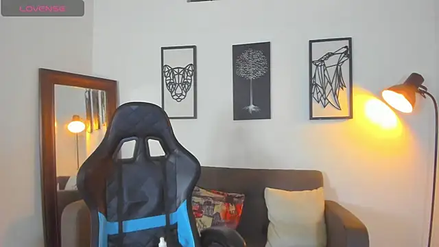 Snapshot of Justin_kingX7 chatting on October 23, 12:47 am Justin kingX7 online show from October 23, 12:47 am