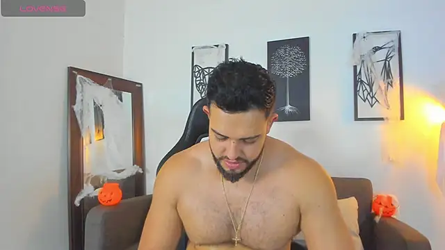 Snapshot of Justin_kingX7 chatting on October 26, 1:07 am Justin kingX7 online show from October 26, 1:07 am