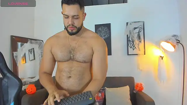 Snapshot of Justin_kingX7 chatting on October 27, 1:08 am Justin kingX7 online show from October 27, 1:08 am