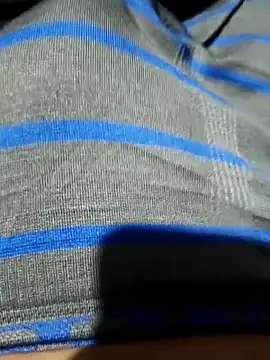 Snapshot of Aaia93 chatting on October 25, 9:00 am Aaia93 online show from October 25, 9:00 am