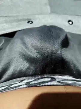 Snapshot of Aaia93 chatting on November 1, 4:49 am Aaia93 online show from November 1, 4:49 am