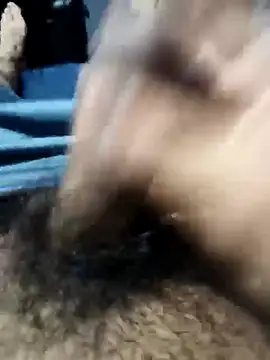 Snapshot of Aaia93 chatting on October 19, 8:17 am Aaia93 online show from October 19, 8:17 am